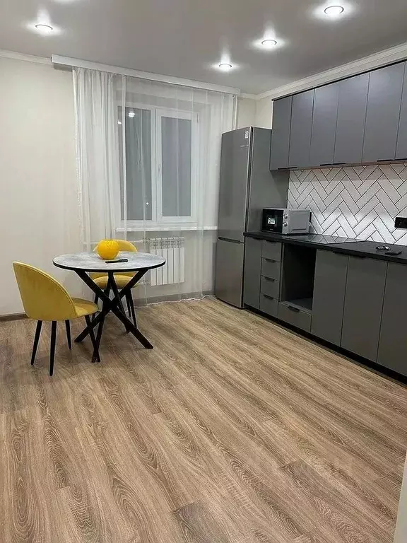 1-к кв. Ростовская область, Ростов-на-Дону Футбольная ул., 25 (40.0 м) - Фото 1