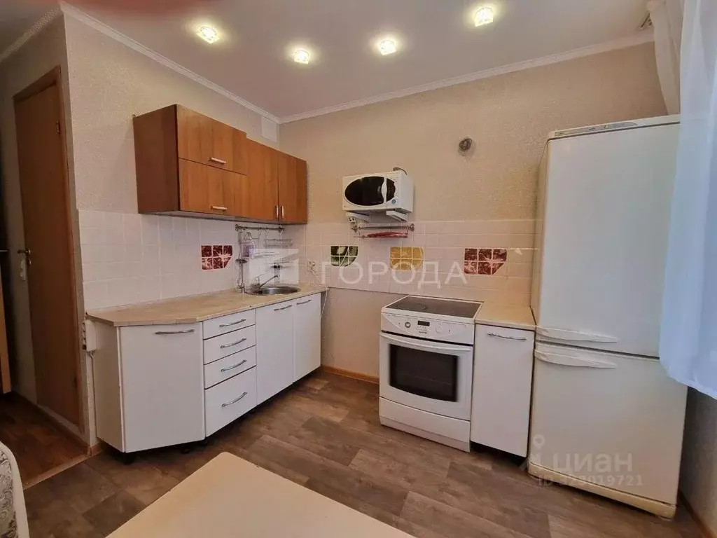 3-к кв. Алтайский край, Барнаул ул. Шумакова, 24 (72.0 м) - Фото 1