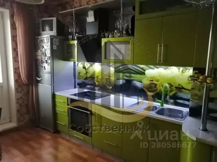 3-к кв. Белгородская область, Старый Оскол Степной мкр, 8 (100.0 м) - Фото 1