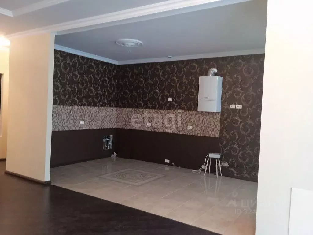 3-к кв. Брянская область, Брянск ул. 7-я Линия, 15 (106.2 м) - Фото 1