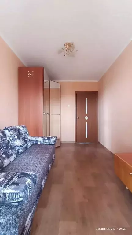 2-к кв. Омская область, Омск Волочаевская ул., 13Е (51.0 м) - Фото 0