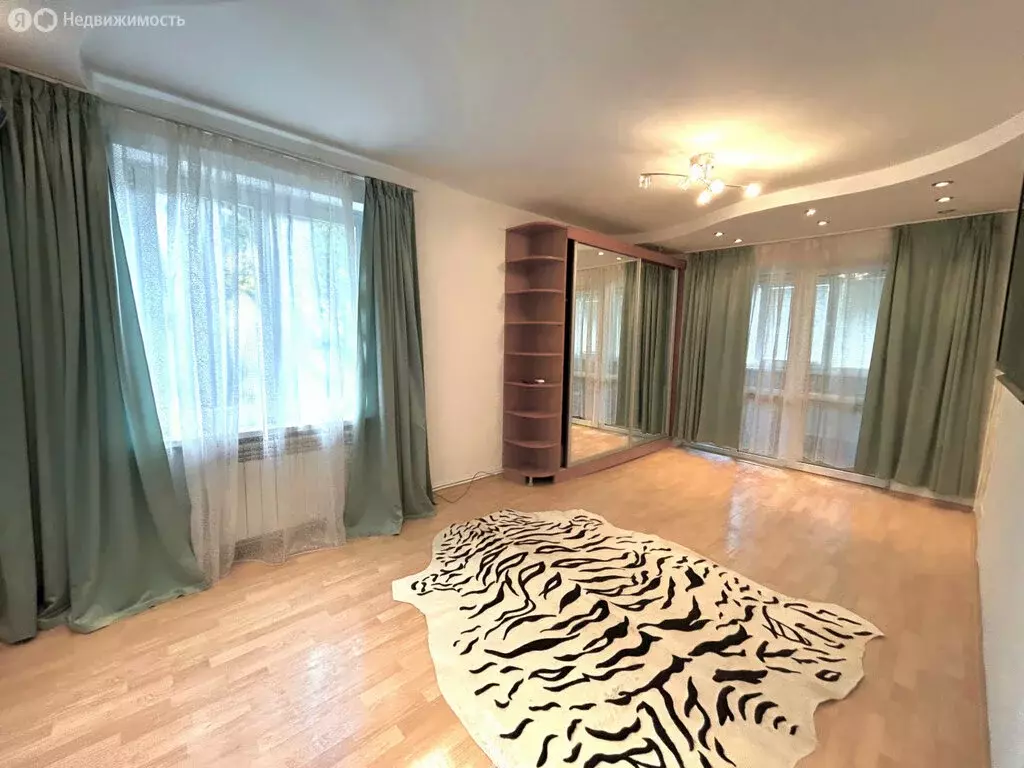 2-комнатная квартира: Ялта, улица Мухина, 20 (47.7 м) - Фото 2