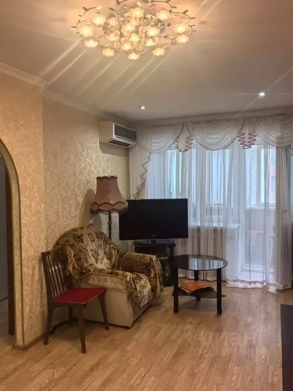 2-к кв. Татарстан, Казань ул. Новаторов, 1б (43.0 м) - Фото 1