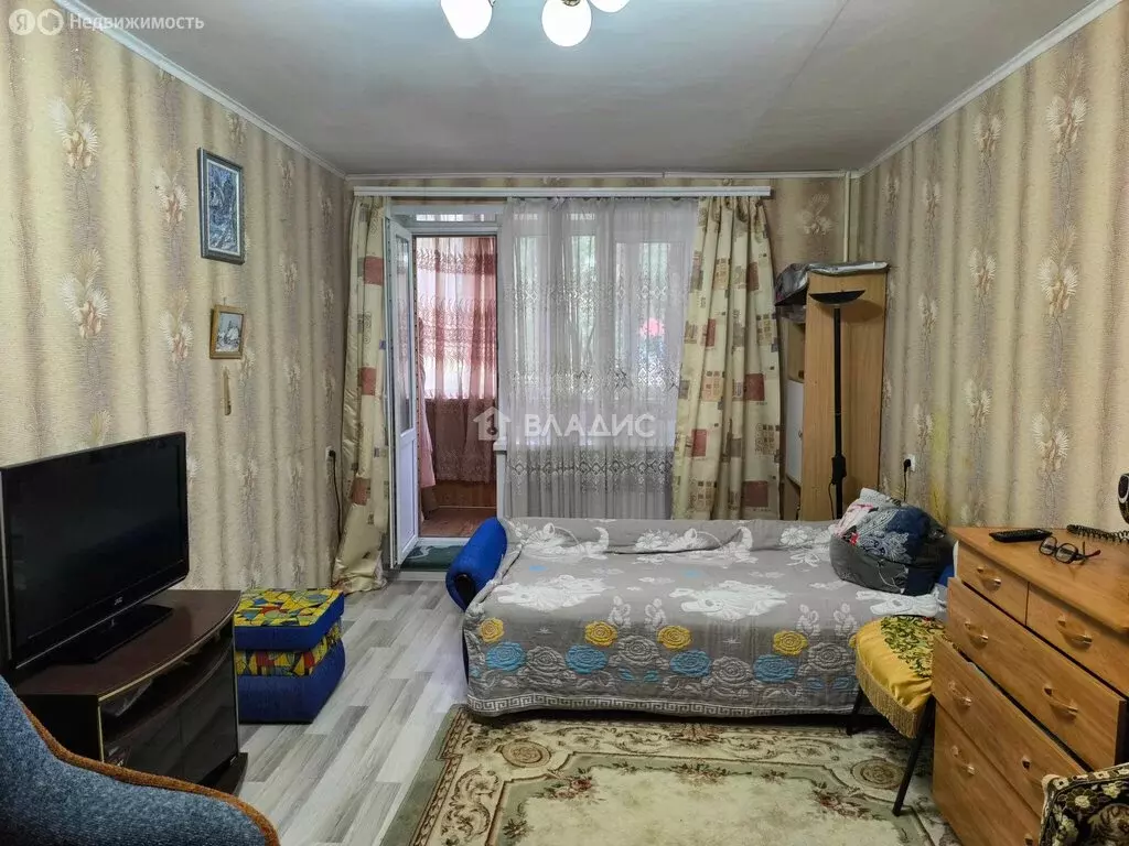 1-комнатная квартира: Строитель, Центральная улица, 10 (35 м) - Фото 1