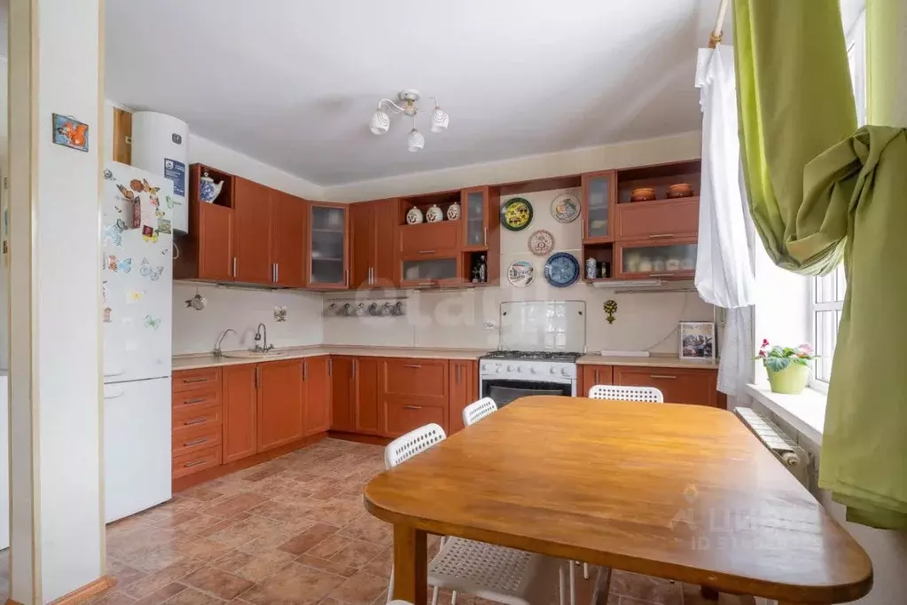 Дом в Санкт-Петербург пос. Парголово, ул. Первого Мая, 26 (200 м) - Фото 1