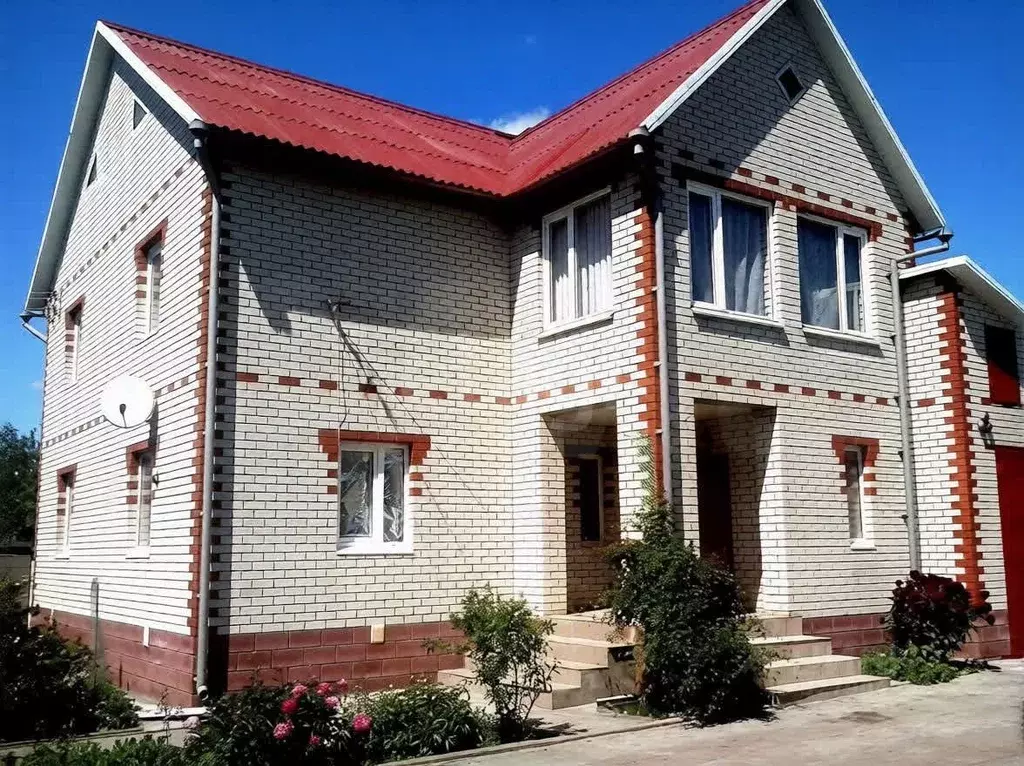 Дом в Белгородская область, Строитель Яковлевский городской округ, ... - Фото 1