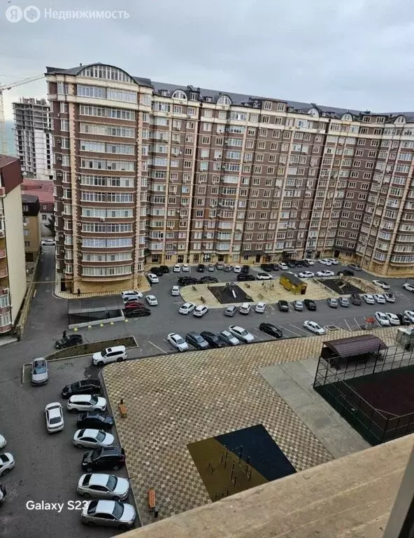 2-комнатная квартира: Махачкала, улица Даниялова, 101 (82 м) - Фото 1