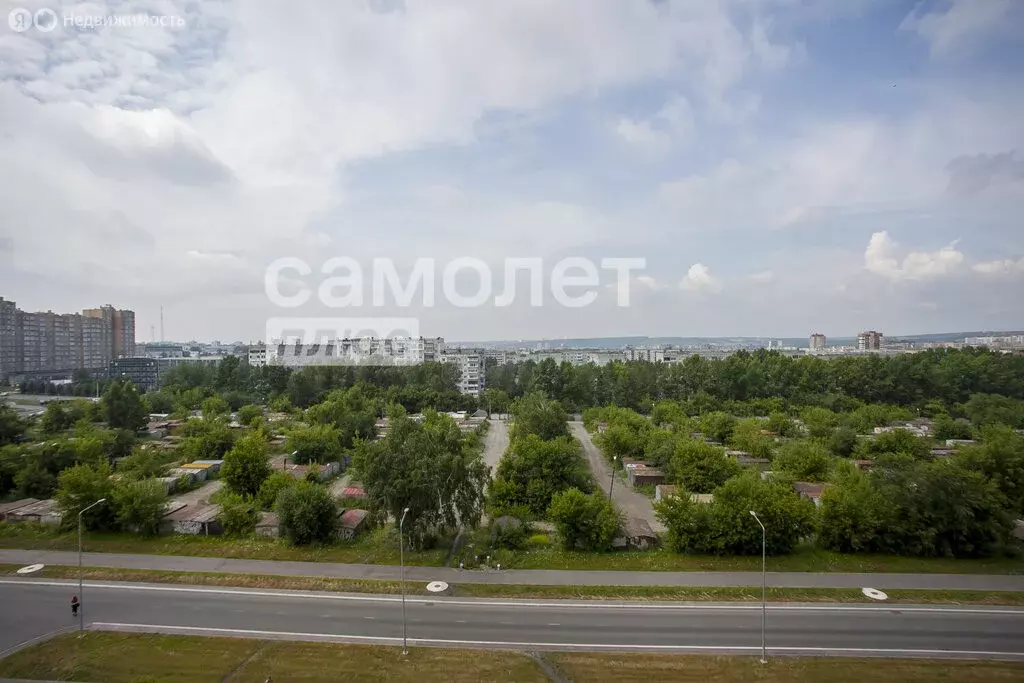 3-комнатная квартира: Кемерово, бульвар Строителей, 60к1 (61.9 м) - Фото 0