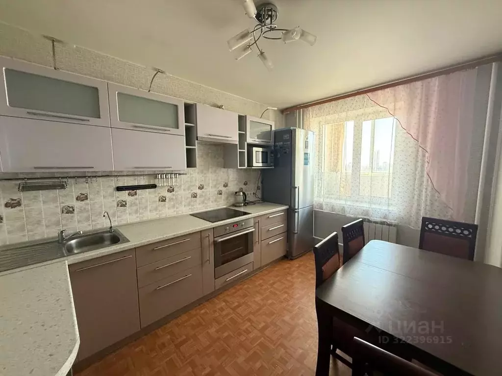 2-к кв. Свердловская область, Екатеринбург ул. Маяковского, 8 (52.0 м) - Фото 0