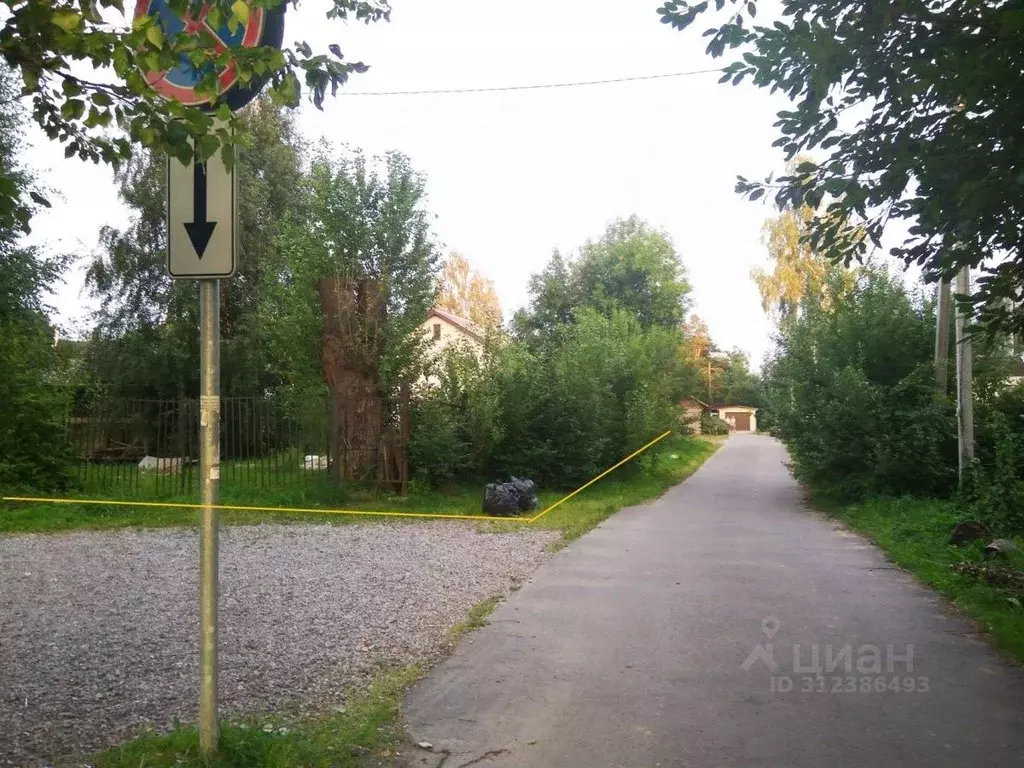 Участок в Ленинградская область, Мурино Всеволожский район, Тихая ул. ... - Фото 0