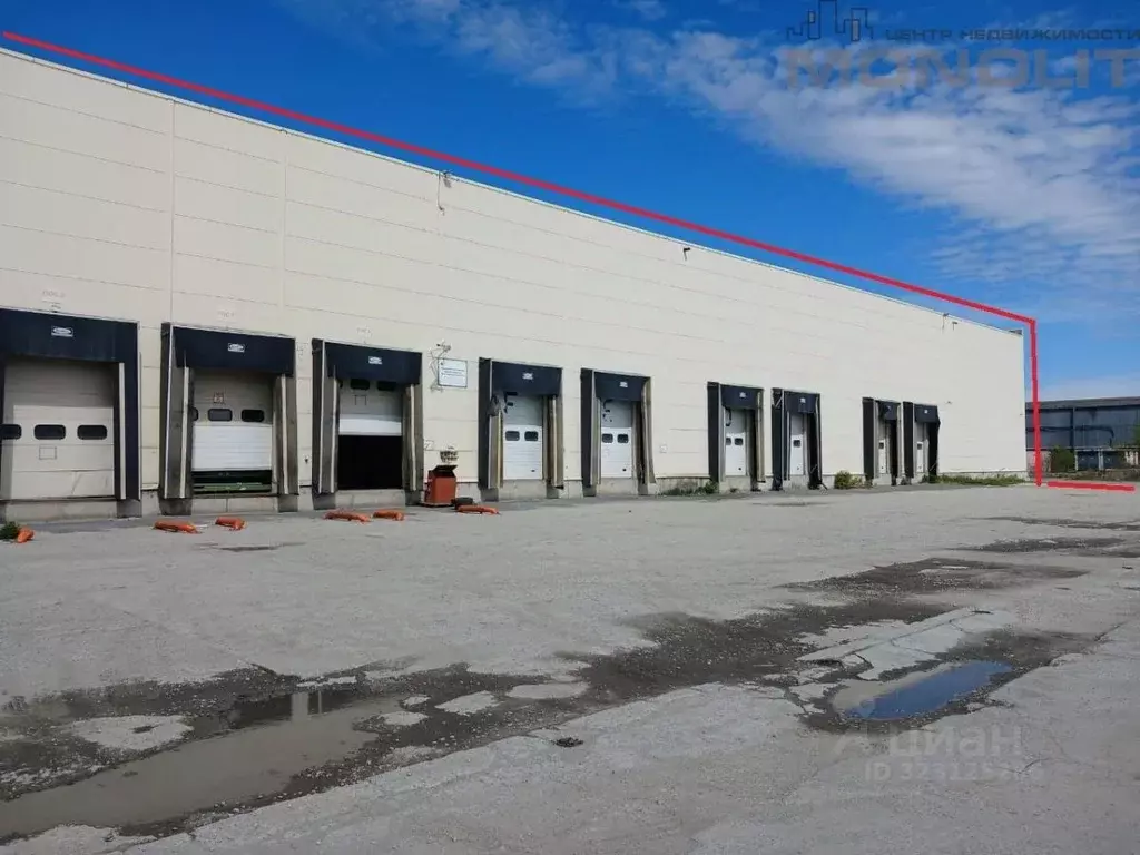 Склад в Свердловская область, Екатеринбург ул. Черняховского, 68 (5017 ... - Фото 1