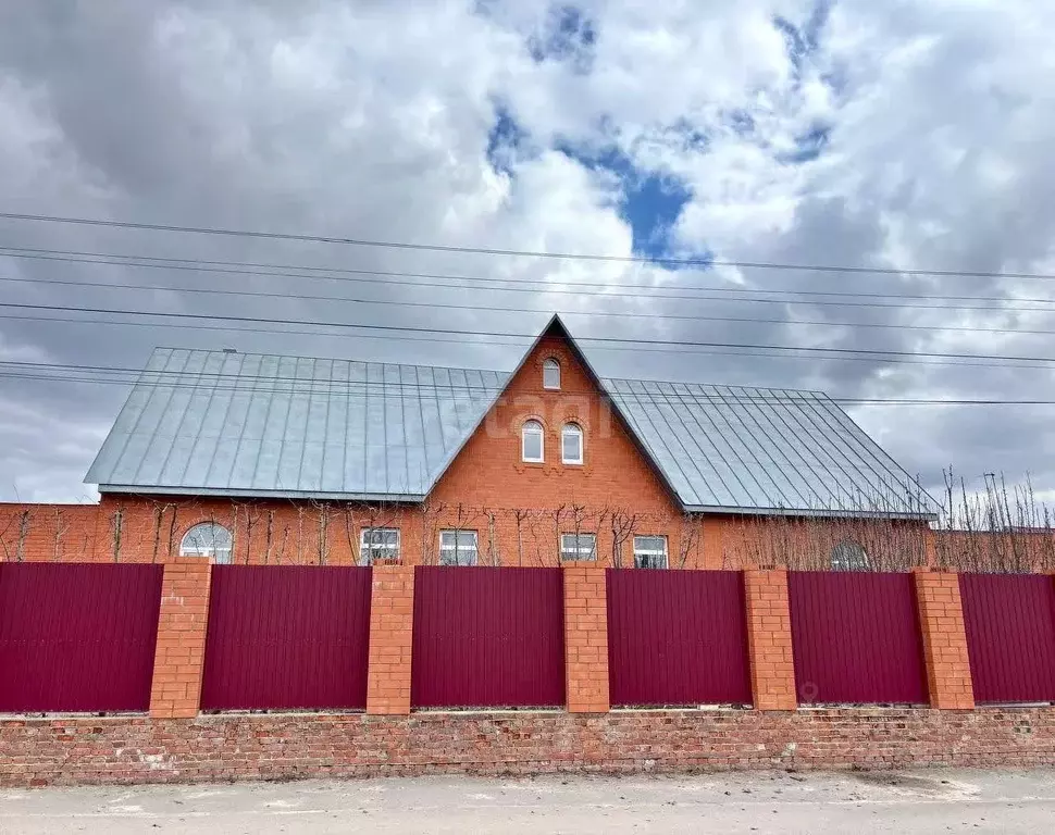 Дом в Тамбовская область, Тамбов Воронежская ул. (460 м) - Фото 0