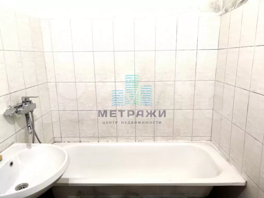 3-к. квартира, 60 м, 2/5 эт. - Фото 0