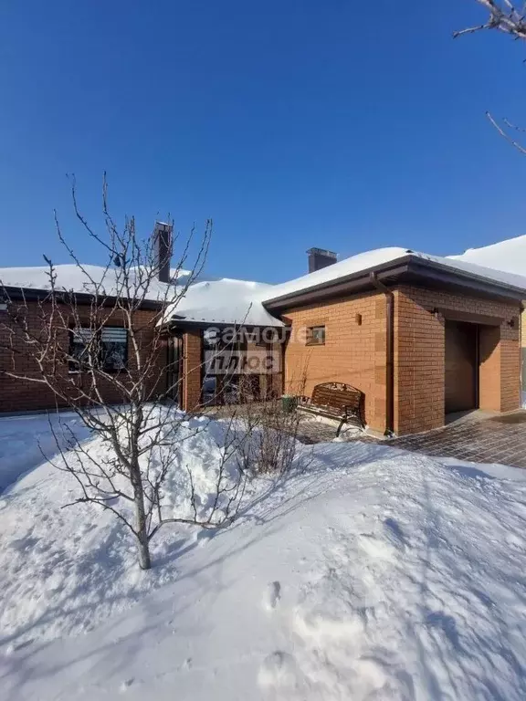 Дом в Воронежская область, Воронеж ул. Генерала Платова, 27 (183 м) - Фото 1