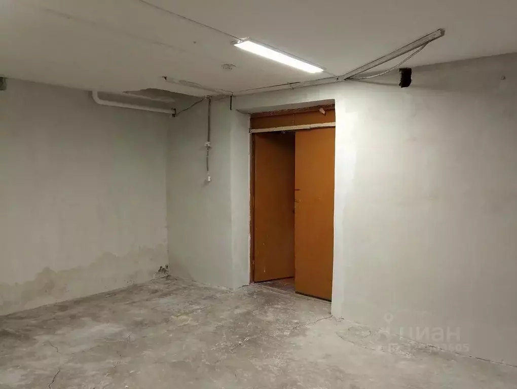 Склад в Нижегородская область, Нижний Новгород ул. Саврасова, 8 (31 м) - Фото 1