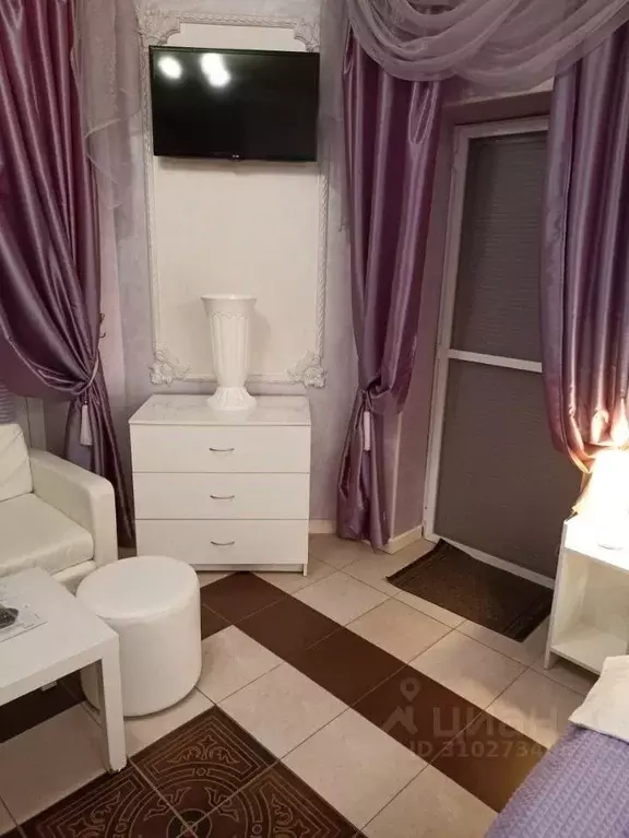 1-к кв. Ростовская область, Таганрог 4-й пер., 42 (28.0 м) - Фото 1