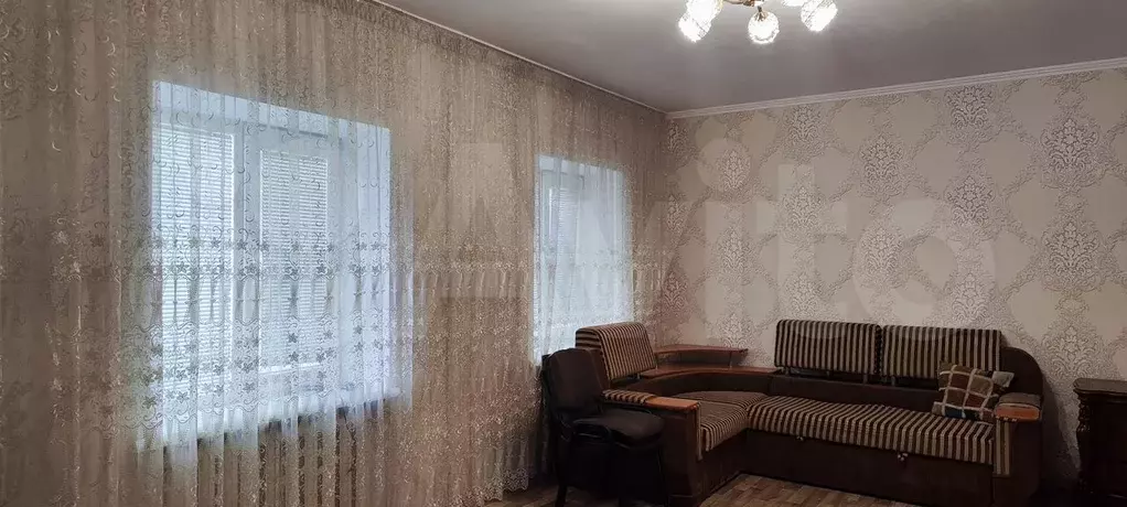 3-к. квартира, 65 м, 1/1 эт. - Фото 0