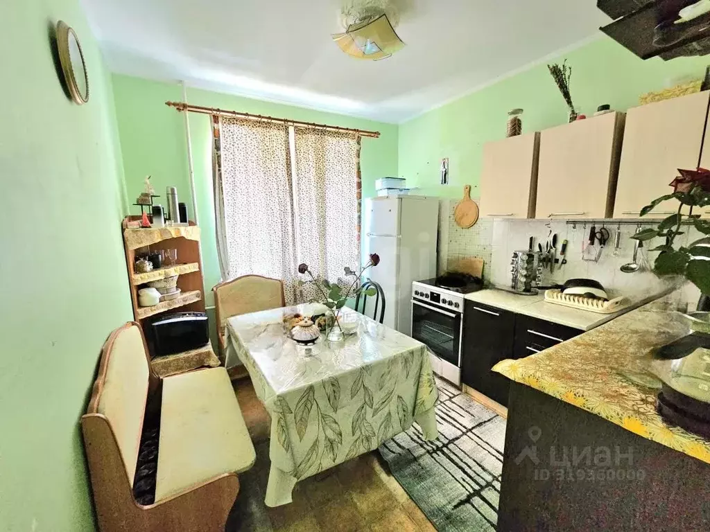 2-к кв. Краснодарский край, Новороссийск Волгоградская ул., 4 (51.6 м) - Фото 0