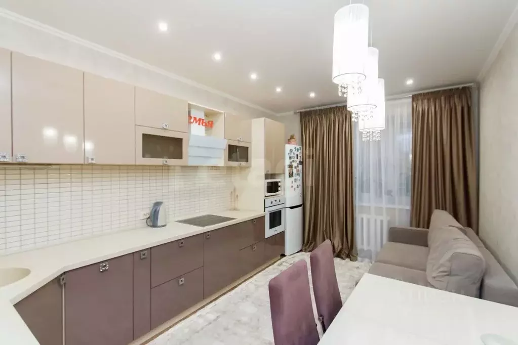 1-к кв. Тюменская область, Тюмень ул. Прокопия Артамонова, 8к1 (40.0 ... - Фото 1