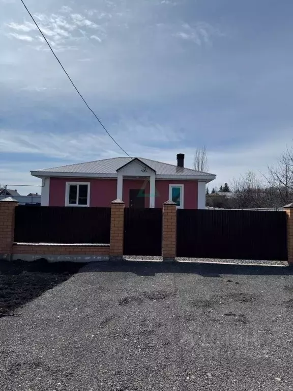 Дом в Башкортостан, Уфимский район, Жуковский сельсовет, д. Сергеевка ... - Фото 1