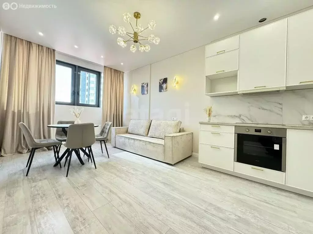 2-комнатная квартира: Казань, Танковая улица, 2 (50 м) - Фото 1
