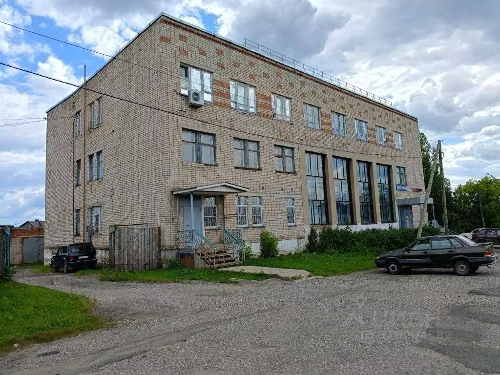 Помещение свободного назначения в Кировская область, Шабалинский ... - Фото 0
