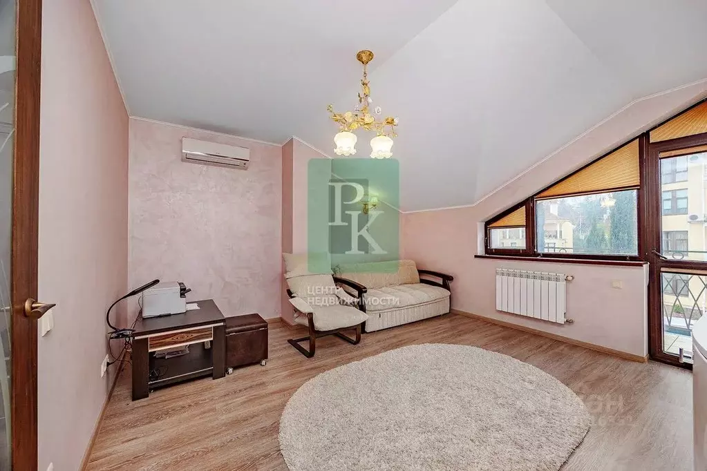 2-к кв. Севастополь ул. Степаняна, 10А (74.0 м) - Фото 2