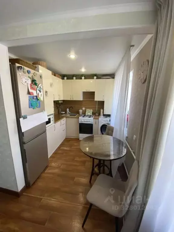 3-к кв. Татарстан, Альметьевск ул. Гагарина, 11 (57.0 м) - Фото 0