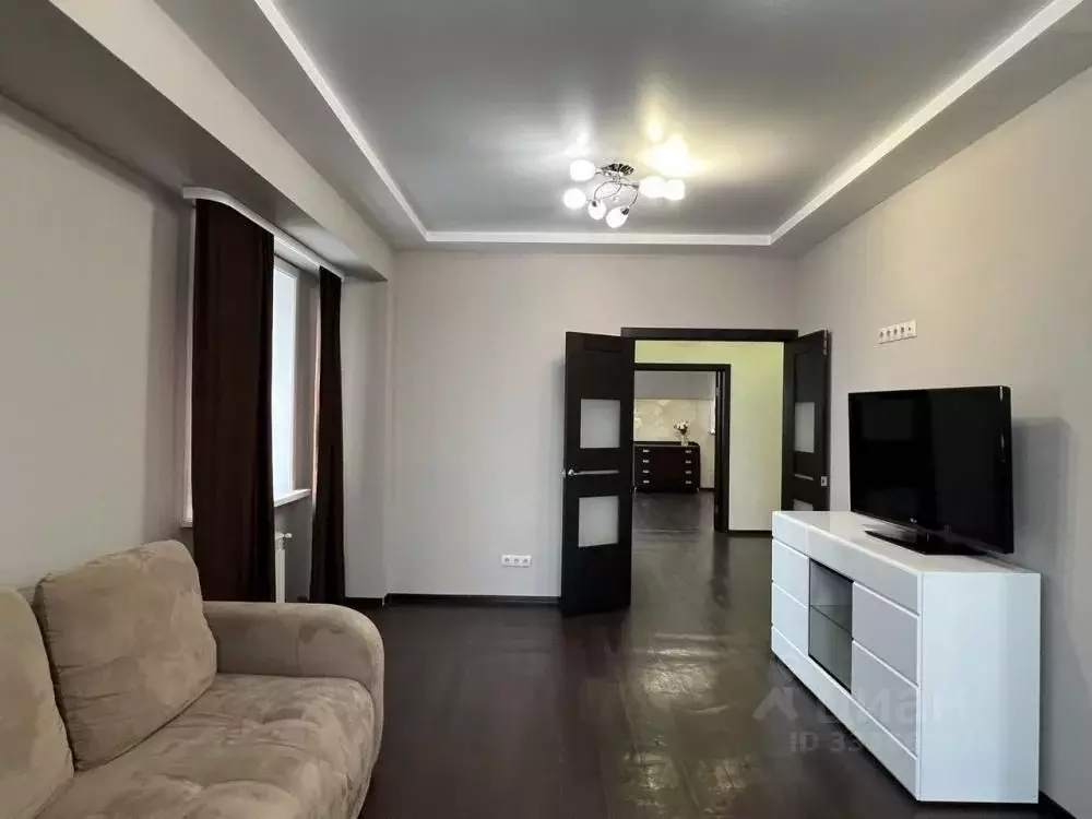 2-к кв. Иркутская область, Иркутск Радужный мкр, 123 (75.2 м) - Фото 1