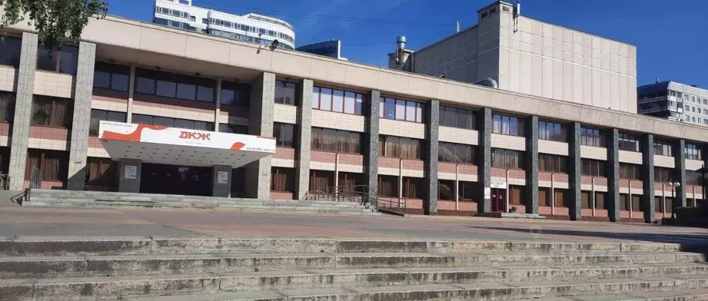 Торговая площадь в Новосибирская область, Новосибирск ул. Челюскинцев, ... - Фото 1