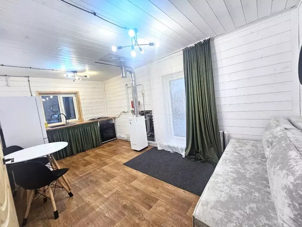 Дом в Тверская область, Кимры ул. Лизы Чайкиной, 18 (45 м) - Фото 1