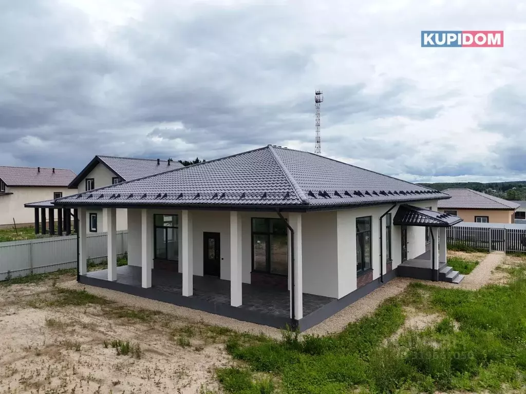 Дом в Калужская область, Боровский район, Совьяки с/пос, Боровики-2 кп ... - Фото 0