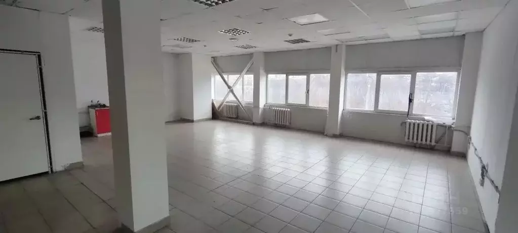 Помещение свободного назначения в Тульская область, Тула Оборонная ... - Фото 1