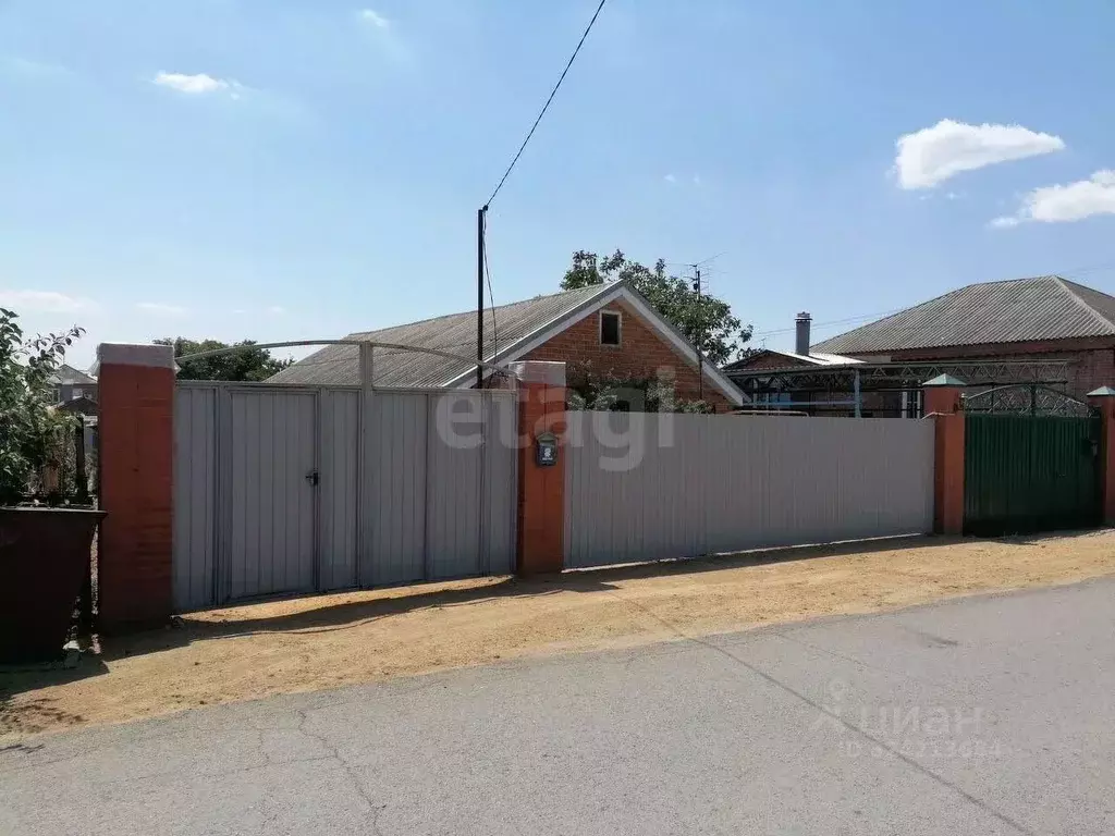 Дом в Ростовская область, Мясниковский район, с. Чалтырь Западная ул. ... - Фото 2