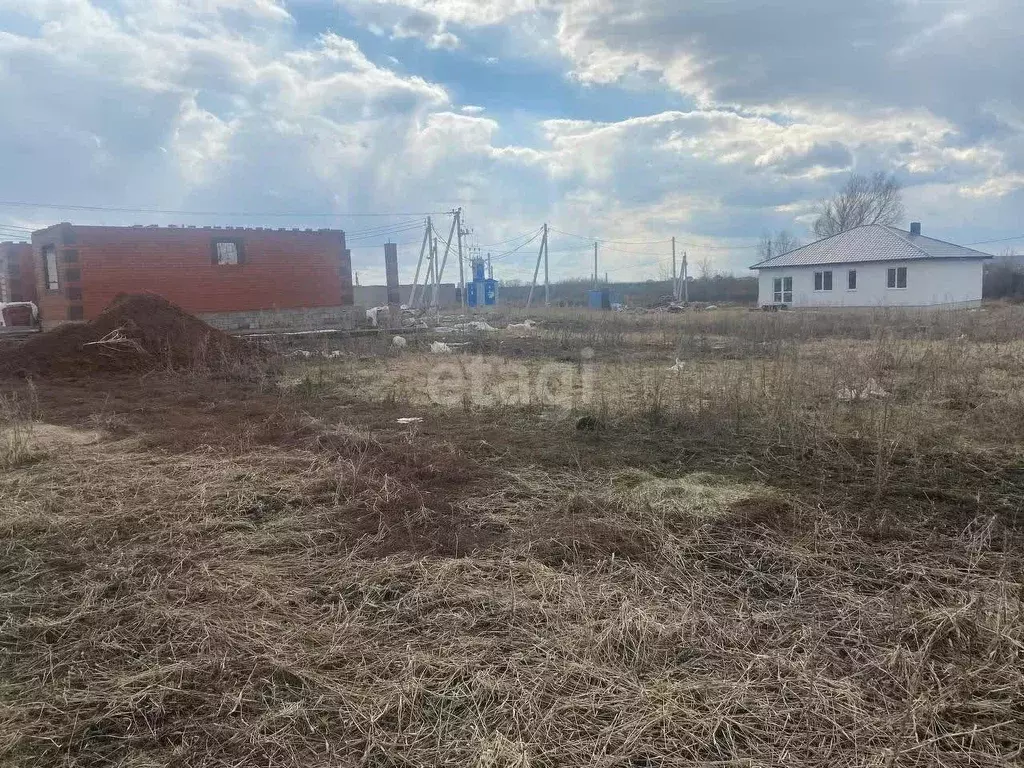 Участок в Башкортостан, Стерлитамакский район, Казадаевский сельсовет, ... - Фото 0