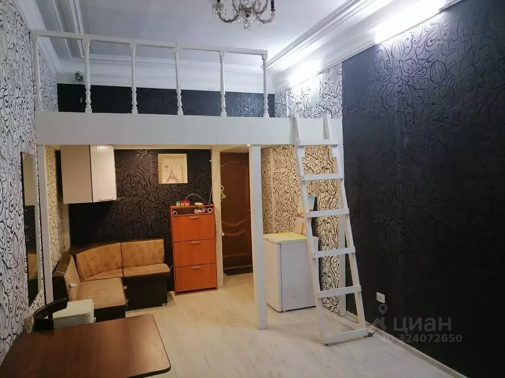 Комната Санкт-Петербург 11-я Васильевского острова линия, 30 (18.0 м) - Фото 0