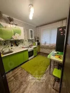 3-к кв. Курская область, Курск ул. Майский Бульвар, 4 (60.4 м) - Фото 0