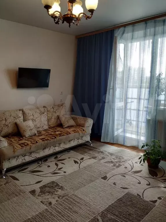 1-к. квартира, 40 м, 10/11 эт. - Фото 0