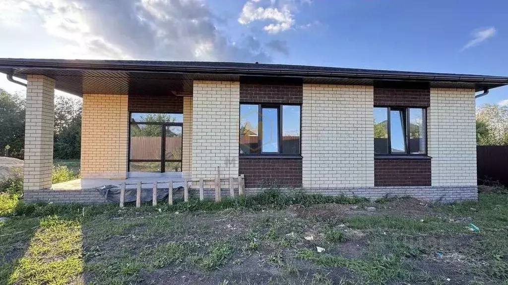 Дом в Белгородская область, Белгородский район, Разумное рп ул. ... - Фото 0