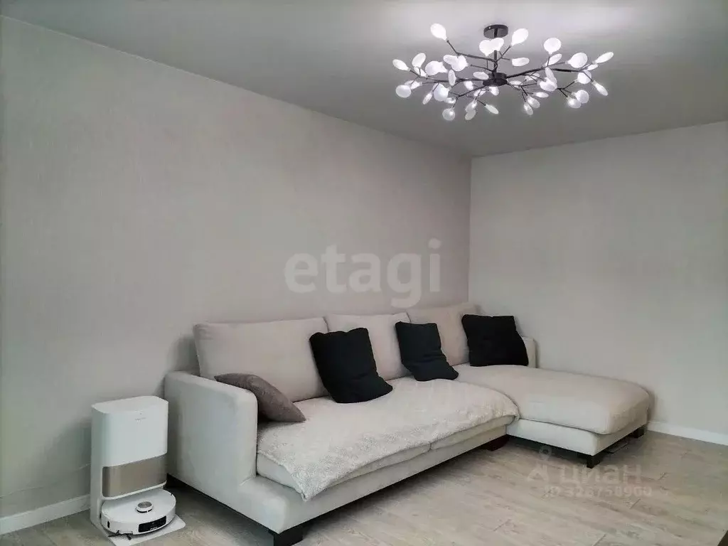 2-к кв. Брянская область, Брянск ул. А.К. Толстого, 4 (60.5 м) - Фото 2