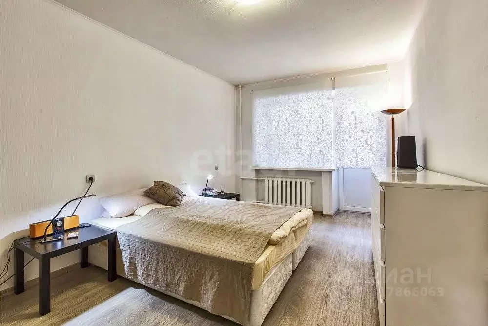 3-к кв. Ярославская область, Ярославль ул. Суркова, 7 (80.0 м) - Фото 0