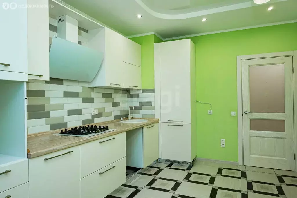 2-комнатная квартира: Тверь, Взлётная улица, 2 (79 м) - Фото 0