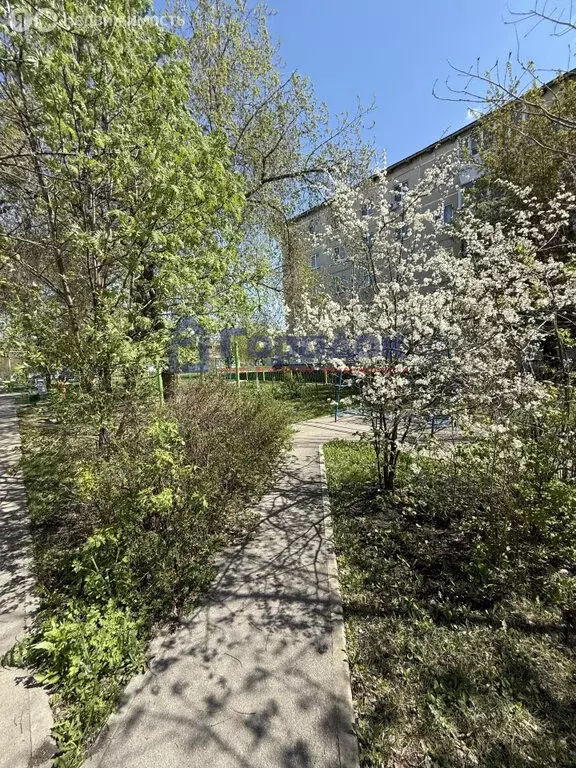4-комнатная квартира: Каменск-Уральский, улица Белинского, 3 (58.2 м) - Фото 1