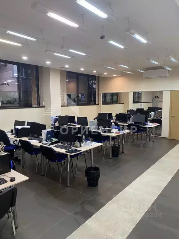 Офис в Свердловская область, Екатеринбург ул. Энгельса, 19 (80 м) - Фото 1