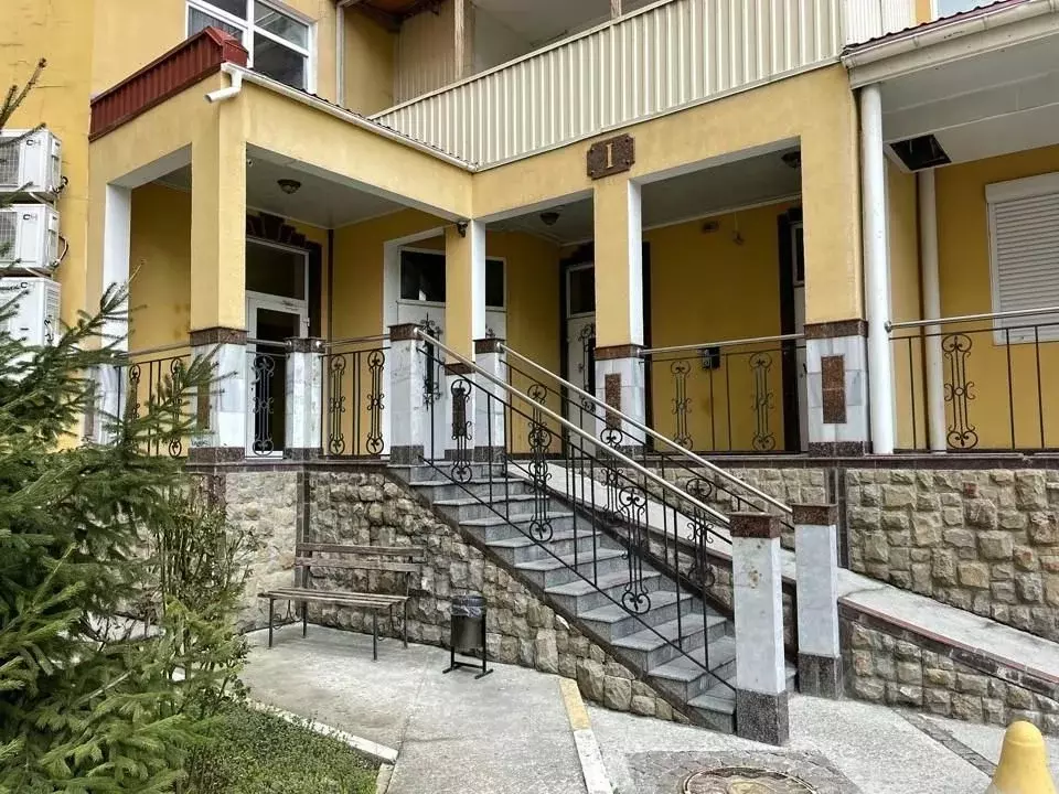 Свободной планировки кв. Крым, Симферополь ул. Балаклавская, 41 (105.3 ... - Фото 1