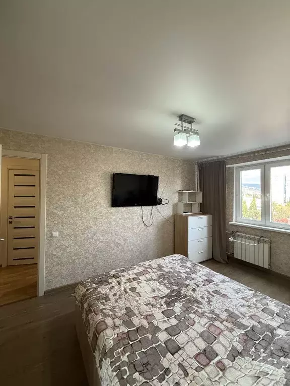 2-к кв. Краснодарский край, Сочи Центральный мкр, ул. Роз, 82 (50.0 м) - Фото 2