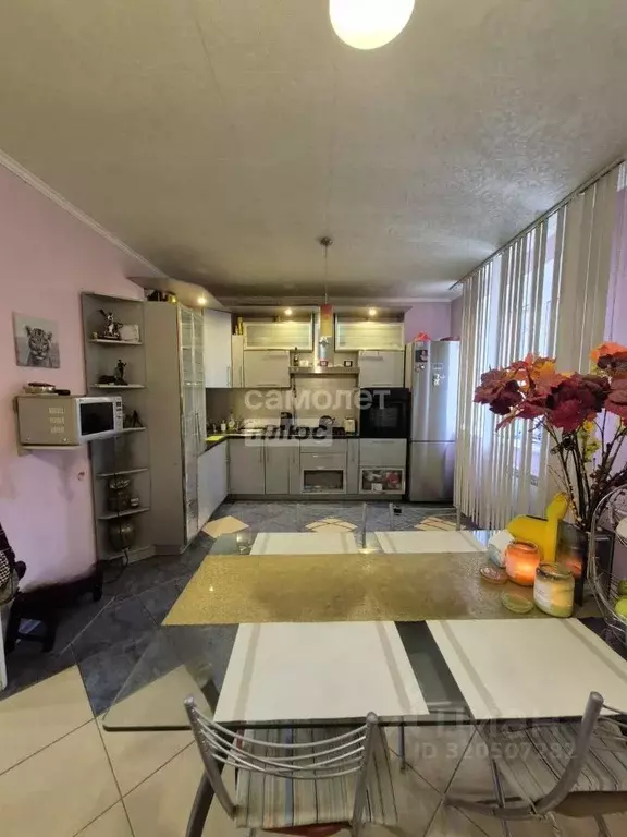 4-к кв. Волгоградская область, Волгоград ул. 50 лет Октября, 30 (155.7 ... - Фото 1