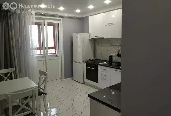 2-комнатная квартира: Краснодар, улица им. Героя Яцкова И.В., 13 (64.4 ... - Фото 1