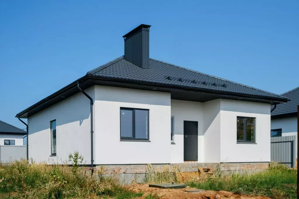 Дом в Самарская область, Волжский район, Смышляевка городское ... - Фото 1