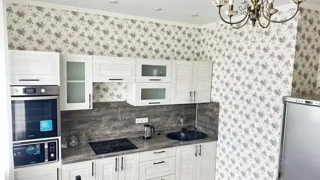 1-к кв. Татарстан, Казань ул. Адоратского, 1а (48.0 м) - Фото 0